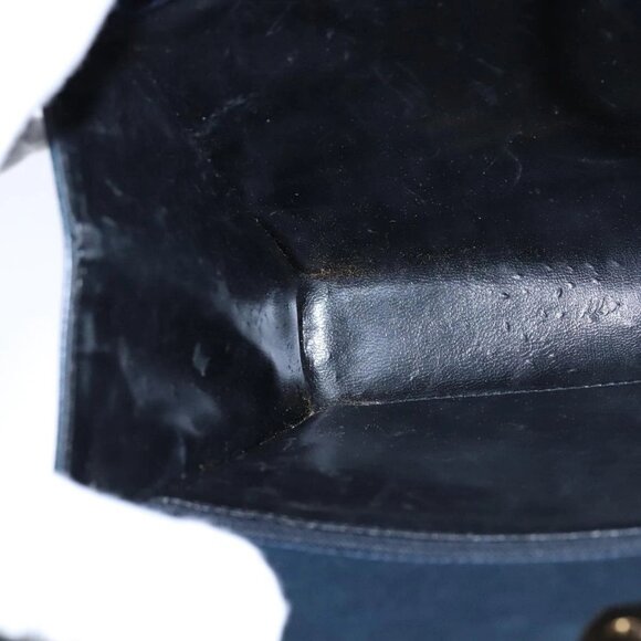 Salvatore Ferragamo Gancini Chain Shoulder Bag Leather Navy Gold Auth 105376 - Picture 13 of 16